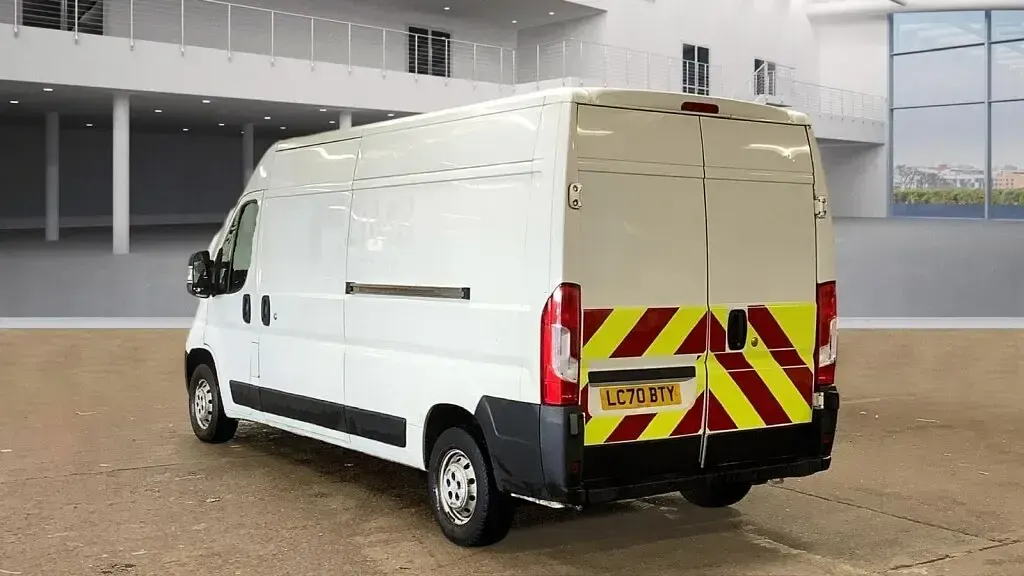Used Citroën Relay 140 HP (102 kW) 2020 White Van