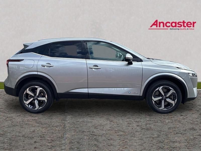 Used Nissan Qashqai N-Connecta 190 HP (139 kW) 2023 Silver SUV