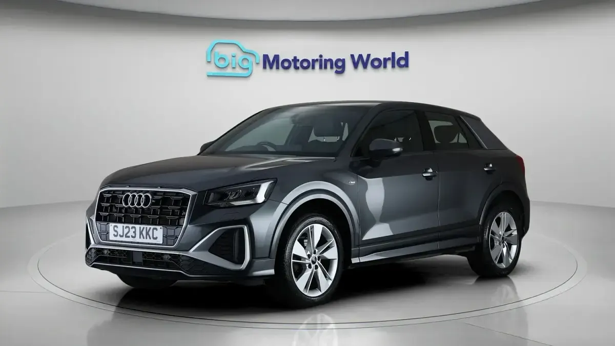 Used Audi Q2 S-Line 150 HP (110 kW) 2023 Grey SUV