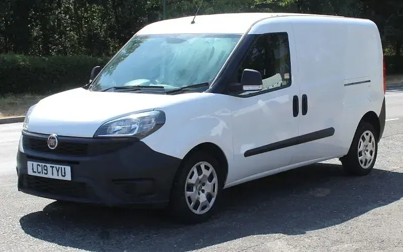 Used Fiat Doblò 95 HP (69 kW) 2019 MPV