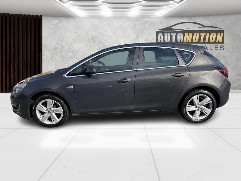 Used Vauxhall Astra SRi 115 HP (84 kW) 2013 Grey Hatchback