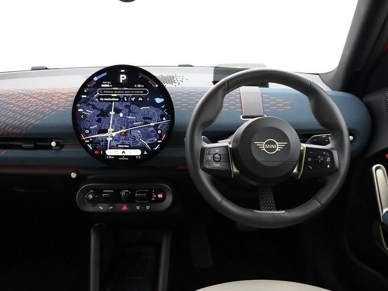 Usado Mini Aceman Exclusive 160 kW (218 CV) 2025 Rojo SUV