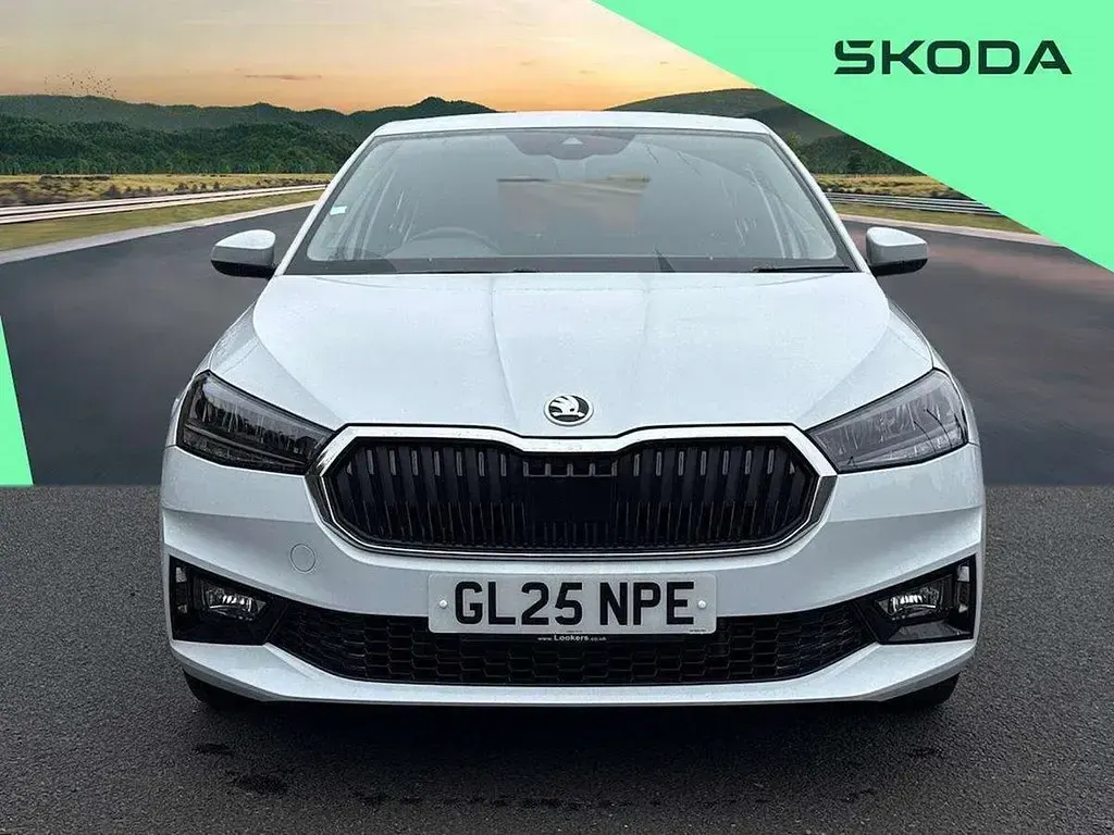 Used Skoda Fabia SE 95 HP (69 kW) 2025 White Hatchback