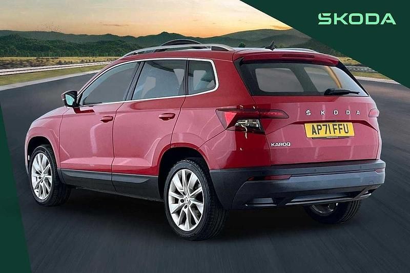 Used Skoda Karoq SE L 150 HP (110 kW) 2022 Velvet red metallic SUV