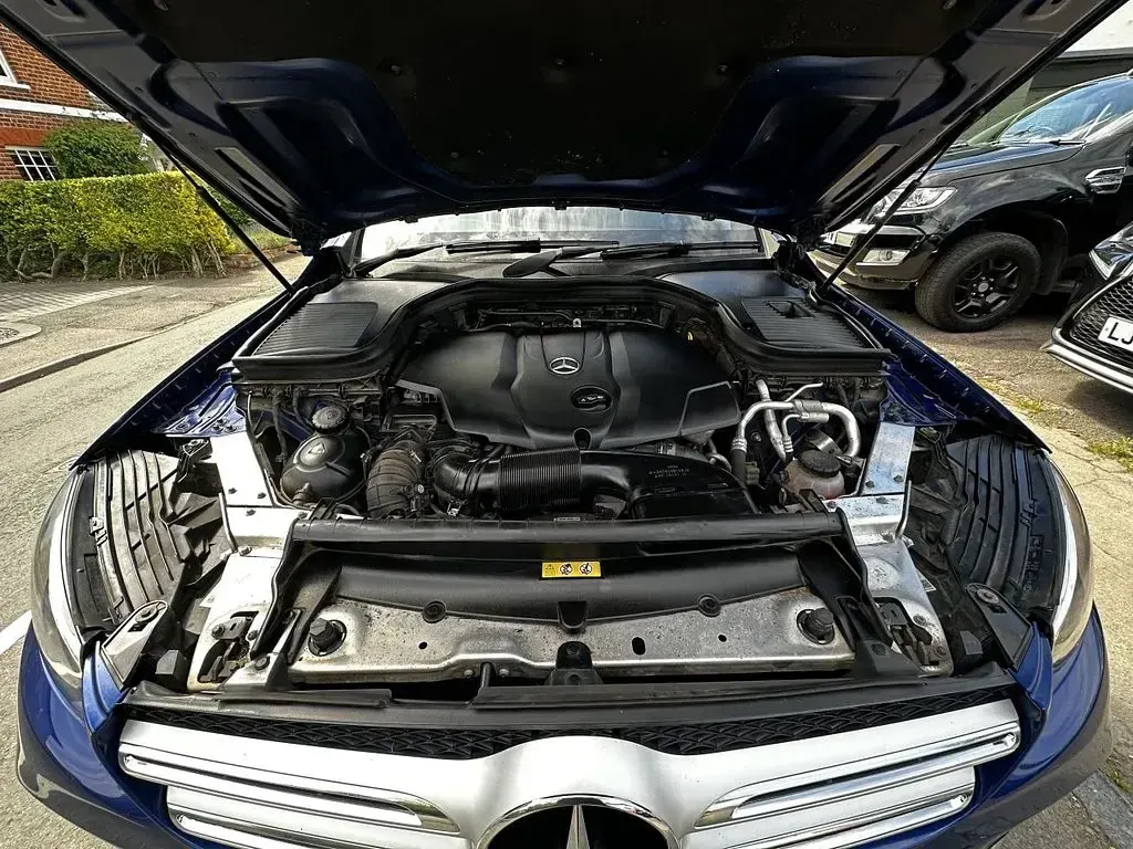 Used Mercedes GLC220 AMG line 2018 Blue SUV