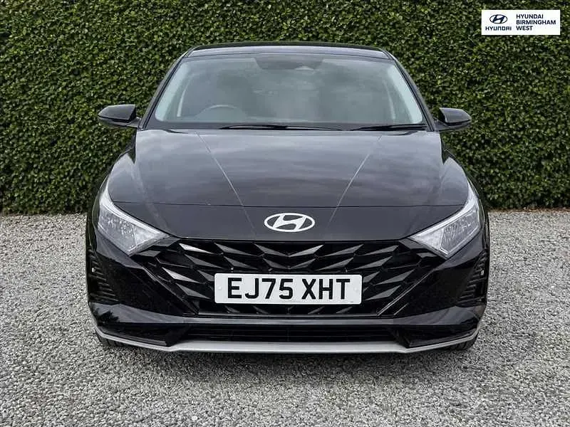 Used Hyundai i20 Ultimate 100 HP (73 kW) 2025 Black Hatchback