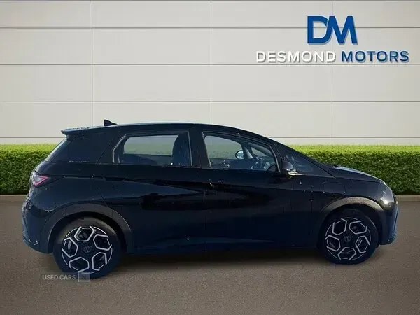 New BYD Dolphin Comfort 150 kW (204 HP) 2025 Black Hatchback
