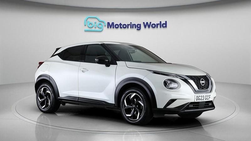Used Nissan Juke N-Connecta 114 HP (83 kW) 2023 White SUV