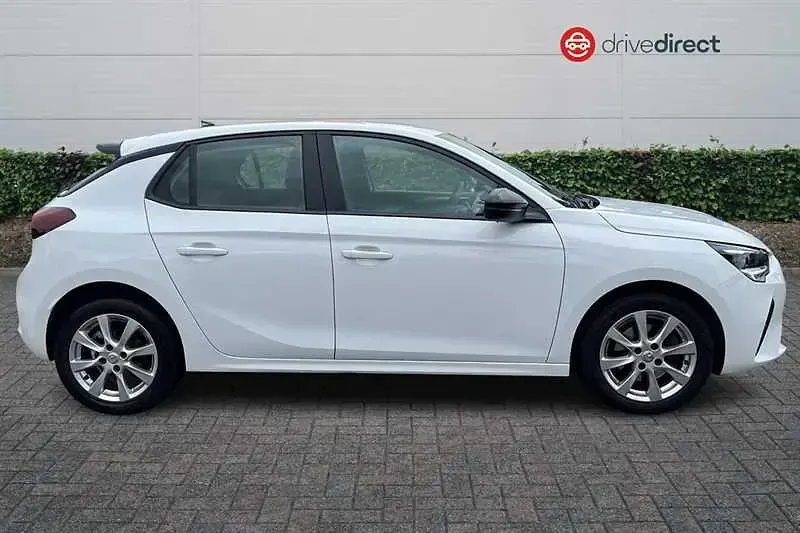 Used Vauxhall Corsa Design Edition 100 HP (73 kW) 2023 White Hatchback