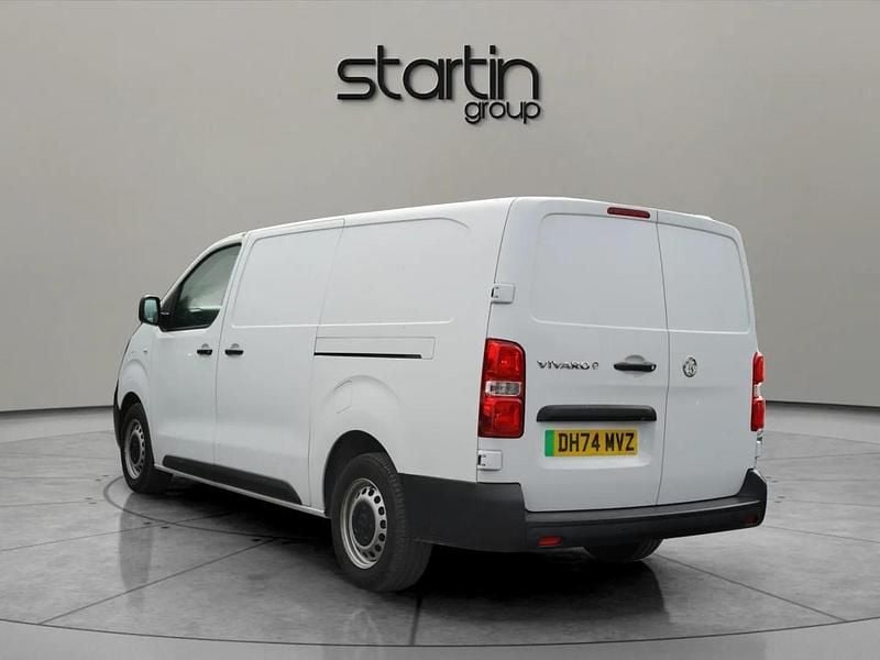 Used Vauxhall Vivaro 98 kW (134 HP) 2025 White MPV