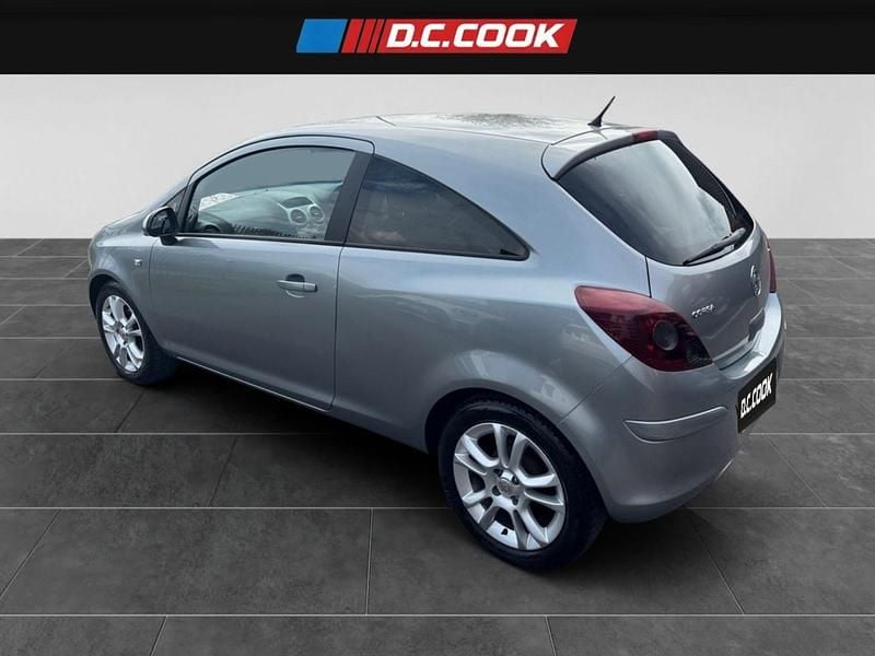 Used Vauxhall Corsa 85 HP (62 kW) 2010 Silver Hatchback