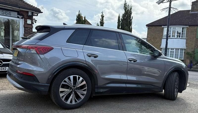 Used Audi Q4 e-tron Sport 150 kW (204 HP) 2021 Grey SUV