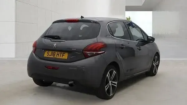 Used Peugeot 208 GT-line 2018 Grey Hatchback