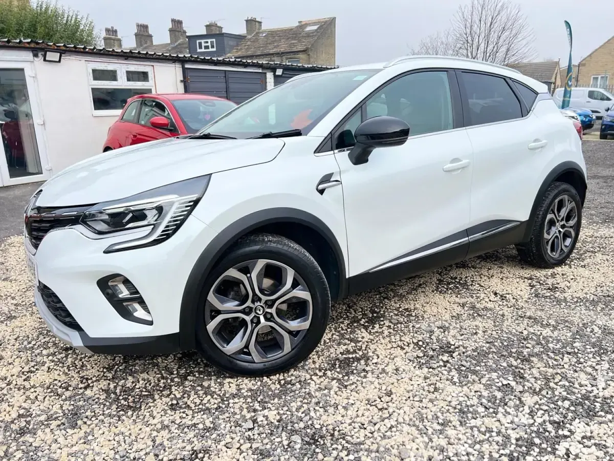 Używany Renault Captur Techno 2024 Biały SUV