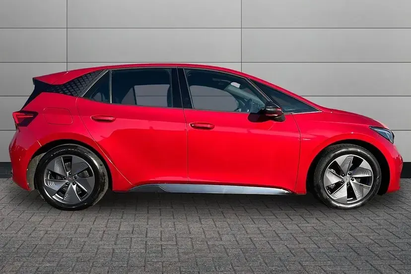 Used Cupra Born 150 kW (204 HP) 2023 Rayleigh red Hatchback