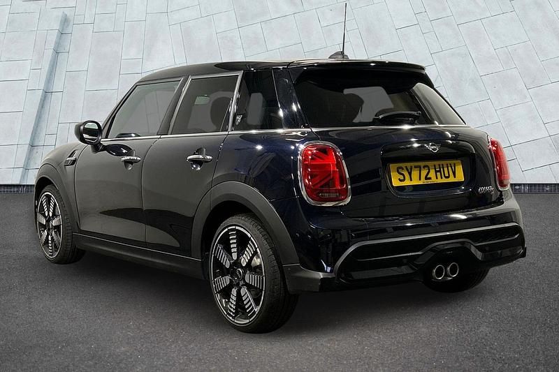 Used Mini Cooper S Exclusive 176 HP (129 kW) 2022 Other Hatchback
