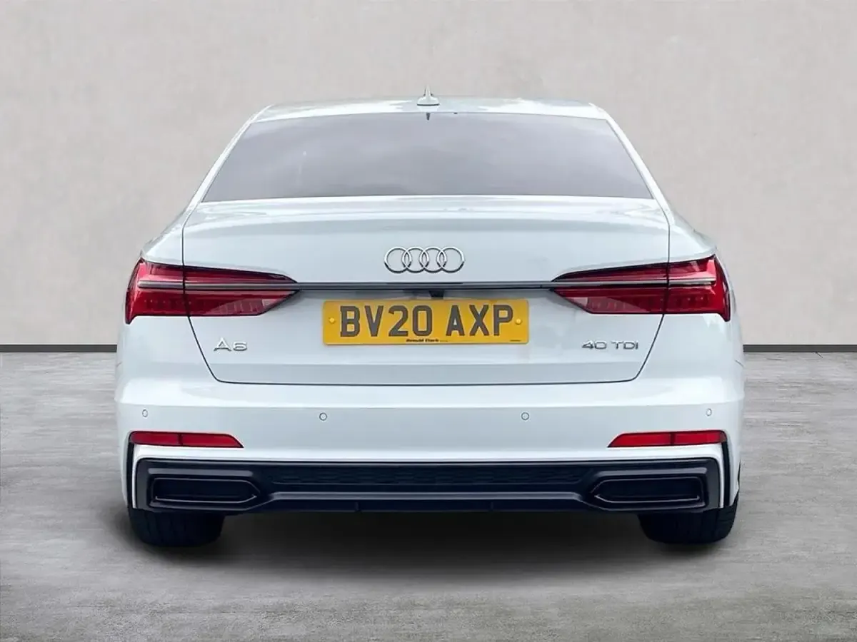 Begagnad Audi A6 Black Edition 2020 Vit