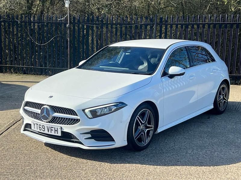 Used Mercedes A200 Executive 163 HP (119 kW) 2019 White Hatchback