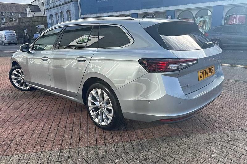 Used Skoda Superb SE L 150 HP (110 kW) 2024 Pebble silver metallic Estate