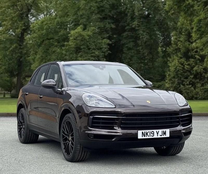 Brown Used 2019 Porsche Cayenne SUV | £35,995 (Good price) - Image 1/4