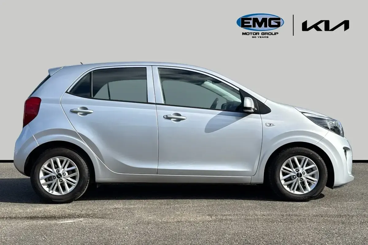 Begagnad Kia Picanto 66 HK (48 kW) 2023 Silver Halvkombi