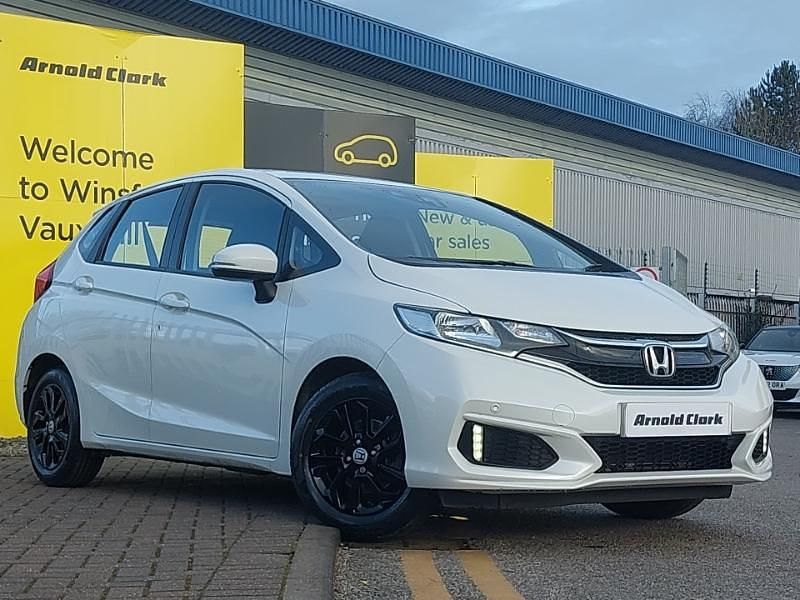 Used Honda Jazz SE 102 HP (75 kW) 2019 White Hatchback