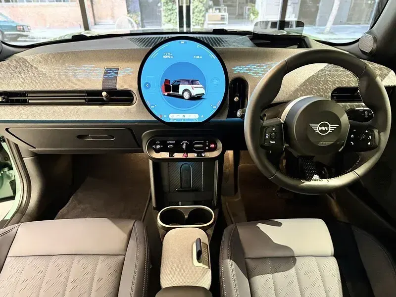 New Mini Cooper Exclusive 2026 Green Hatchback