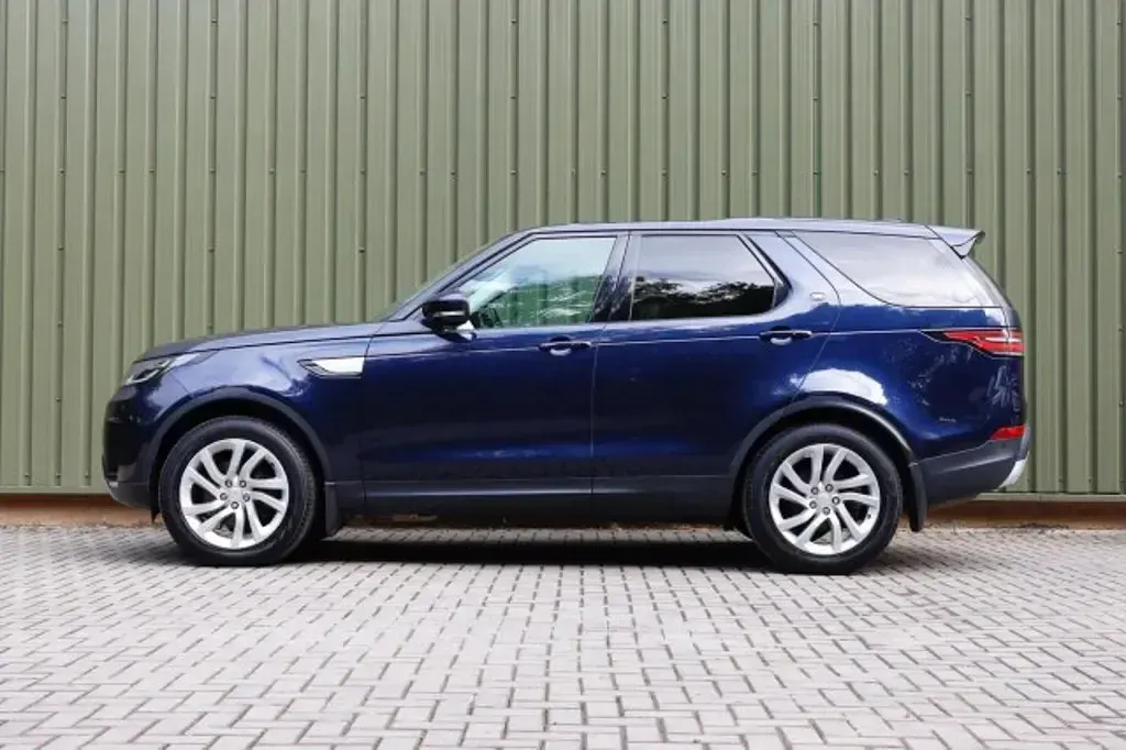 Used Land Rover Discovery HSE 2018 Blue SUV