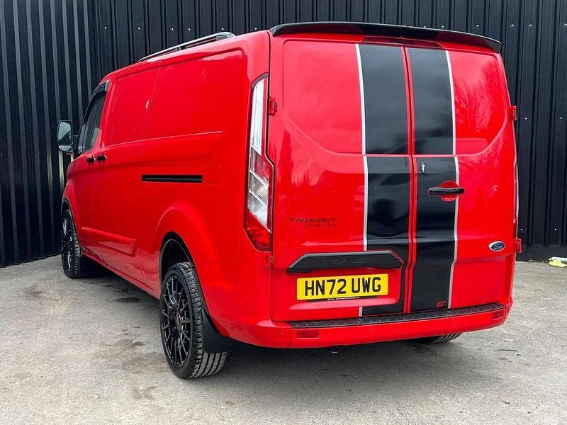 Used Ford Transit Custom Trend 130 HP (95 kW) 2022 Red Van