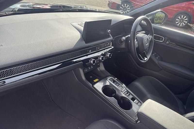 Used Honda Civic Sport 143 HP (105 kW) 2025 Black Hatchback