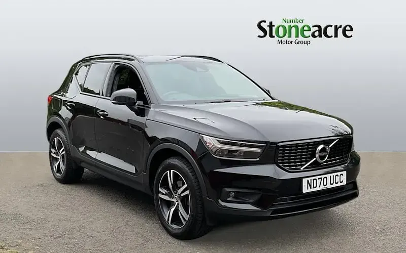 Used Volvo XC40 R-Design 163 HP (119 kW) 2021 SUV