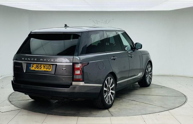 Used Land Rover Range Rover Vogue 306 HP (225 kW) 2015 Grey SUV