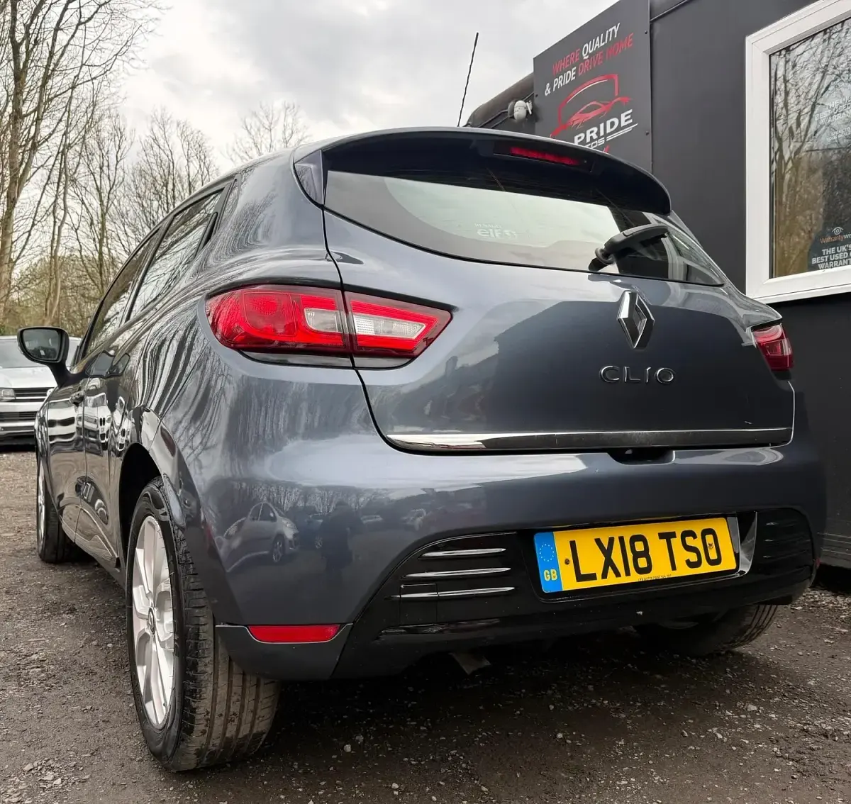 Used Renault Clio Dynamique 2018 Grey Hatchback