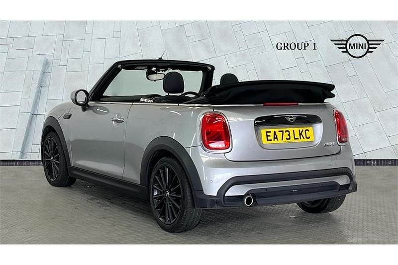 Used Mini Cooper Cabriolet Classic 136 HP (100 kW) 2023 Melting silver iii Cabriolet