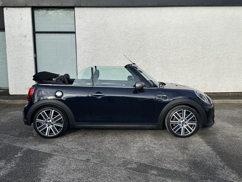 Used Mini Cooper S Exclusive 176 HP (129 kW) 2022 Black Hatchback