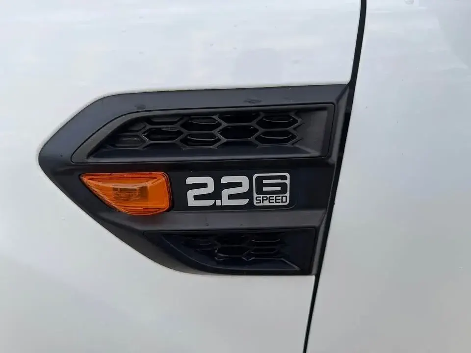 Used Ford Ranger XL 160 HP (117 kW) 2019 White Pickup