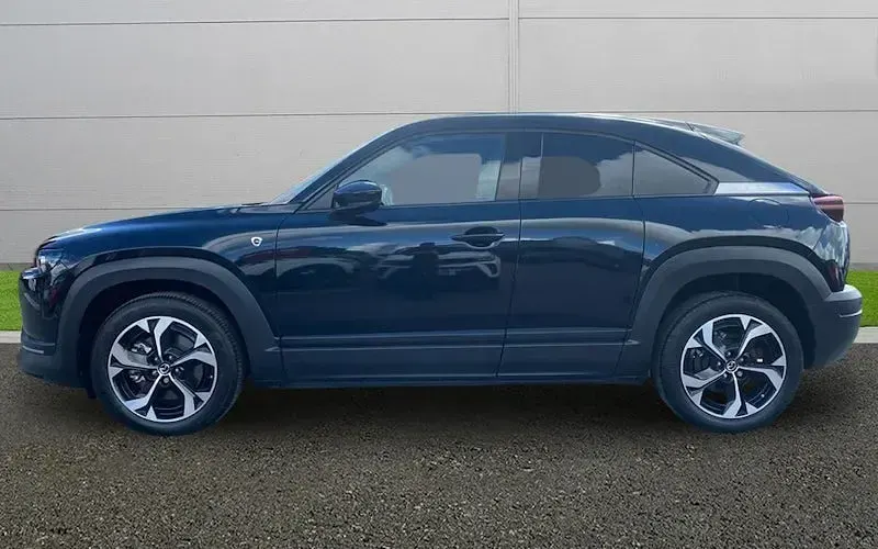 Begagnad Mazda MX30 Exclusive-Line 170 HK (125 kW) 2025 SUV