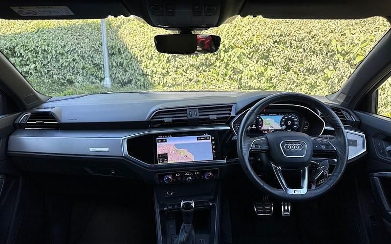 Used Audi Q3 S-Line 150 HP (110 kW) 2023 Grey SUV