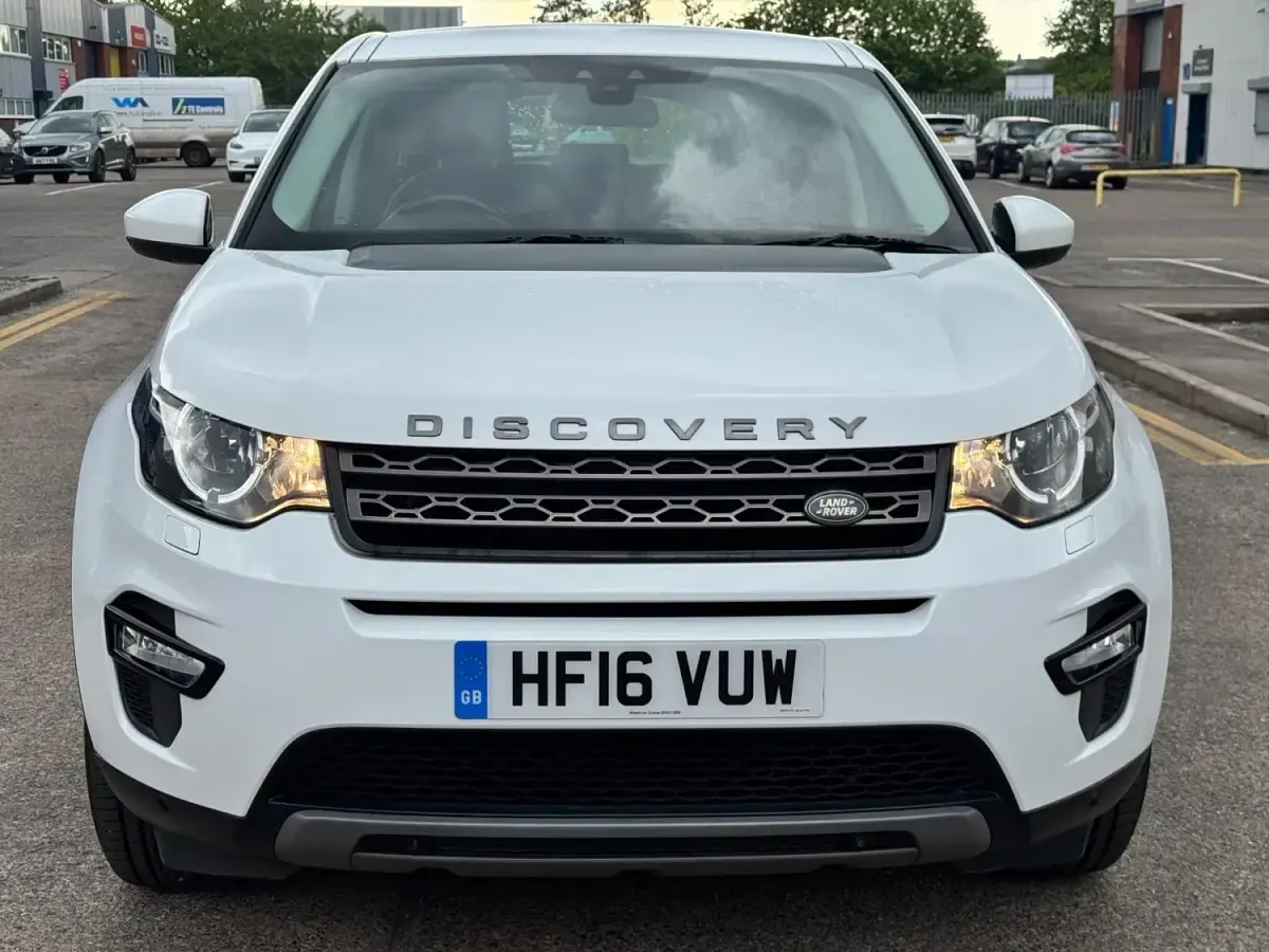 Begagnad Land Rover Discovery Sport SE 2016 Vit SUV