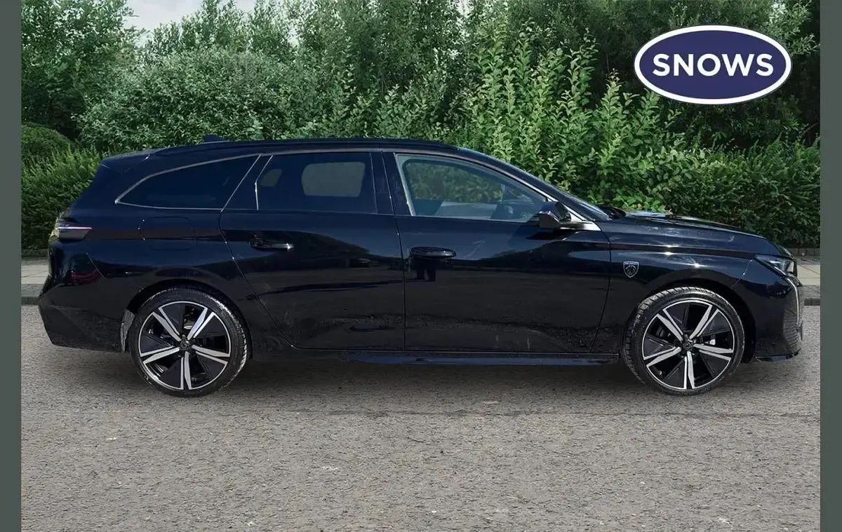 Usado Peugeot 308 GTi 134 HP (98 kW) 2025 Preto Carrinha