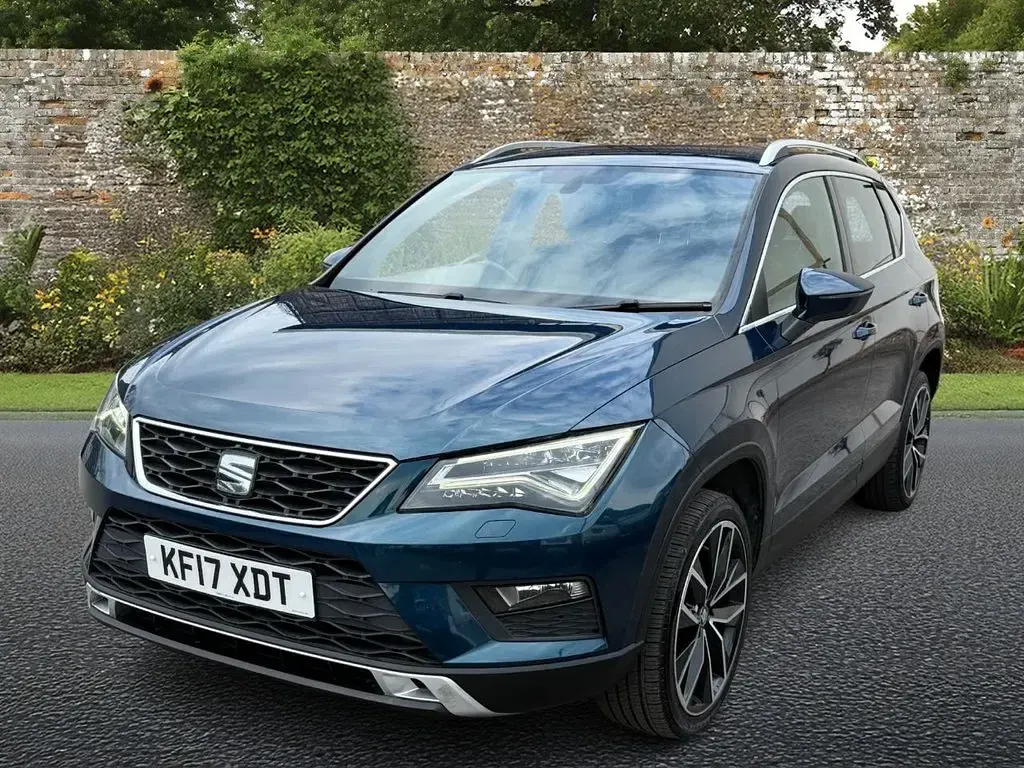 Used Seat Ateca XCELLENCE 150 HP (110 kW) 2017 Blue SUV