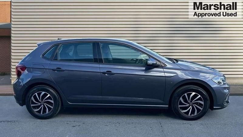 Used VW Polo Life 95 HP (69 kW) 2024 Grey Hatchback