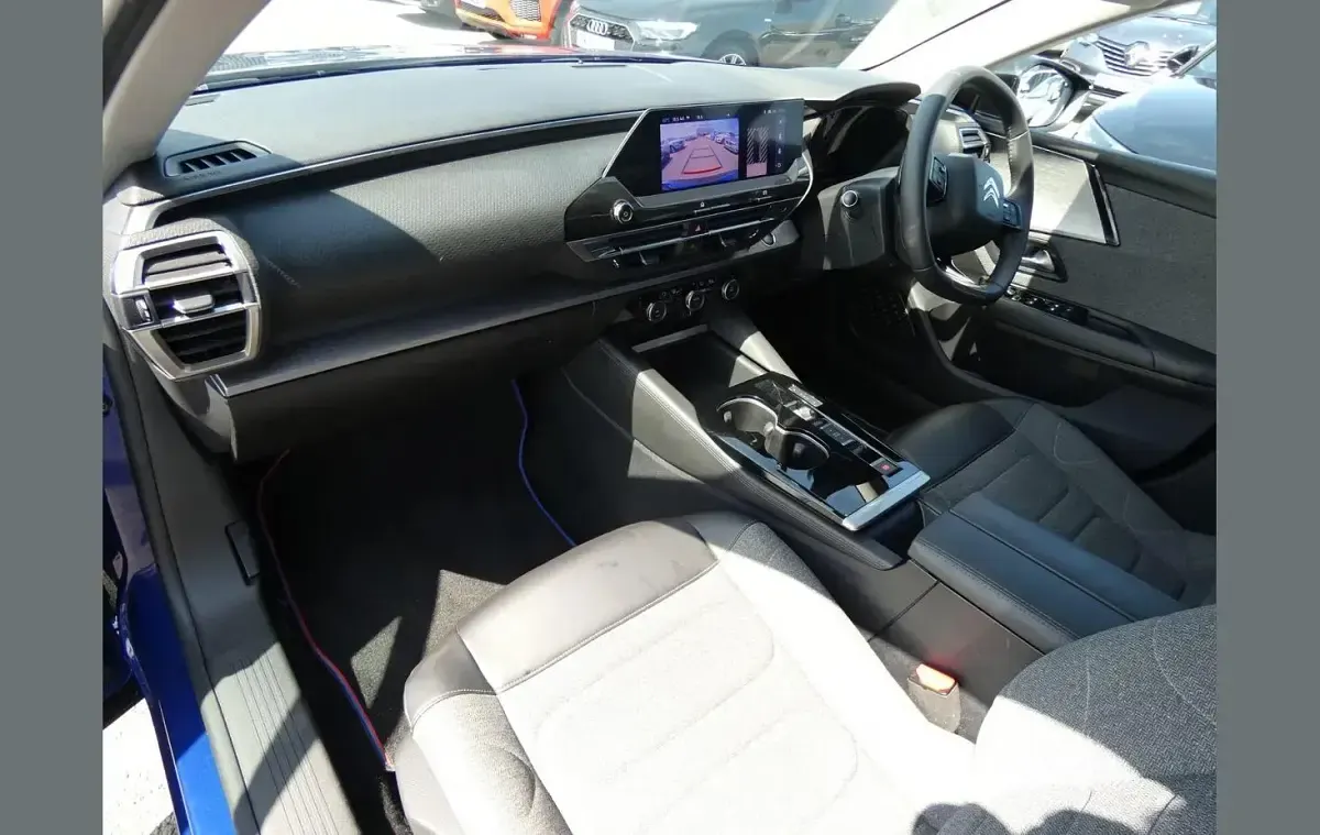 Used Citroën C5 X PureTech 128 HP (94 kW) 2024 Blue Estate