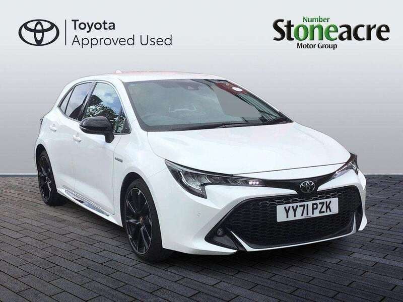 White Used 2021 Toyota Corolla Sport Hatchback | £19,000 (Fair price) - Image 1/4