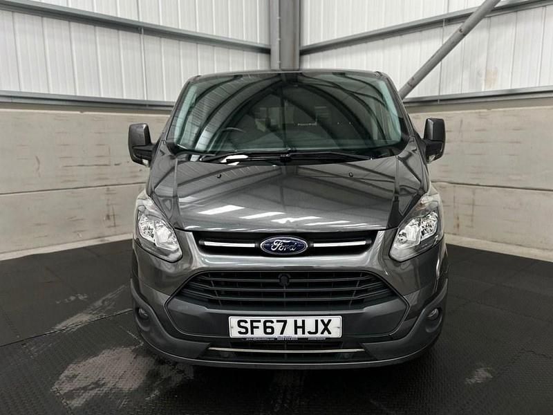 Used Ford Tourneo Titanium 130 HP (95 kW) 2017 Grey MPV