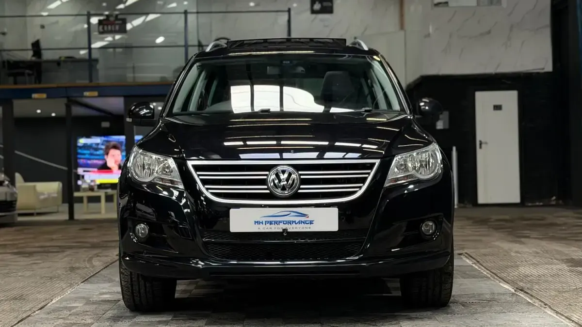 Used VW Tiguan R-line 140 HP (102 kW) 2010 Black SUV
