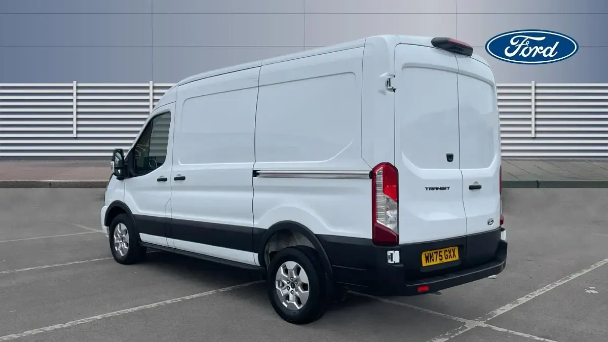 Second-hand Ford Transit Limited 130 CP (95 kW) 2025 Van