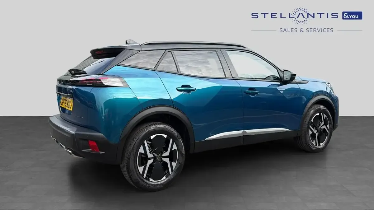Neu Peugeot 2008 GT 143 PS (105 kW) 2025 Blau SUV