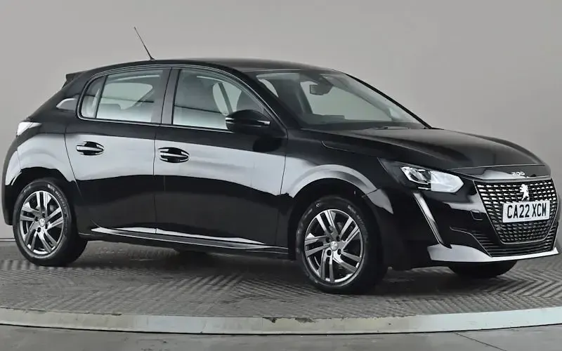 Używany Peugeot 208 Active Premium 102 KM (75 kW) 2022 Hatchback