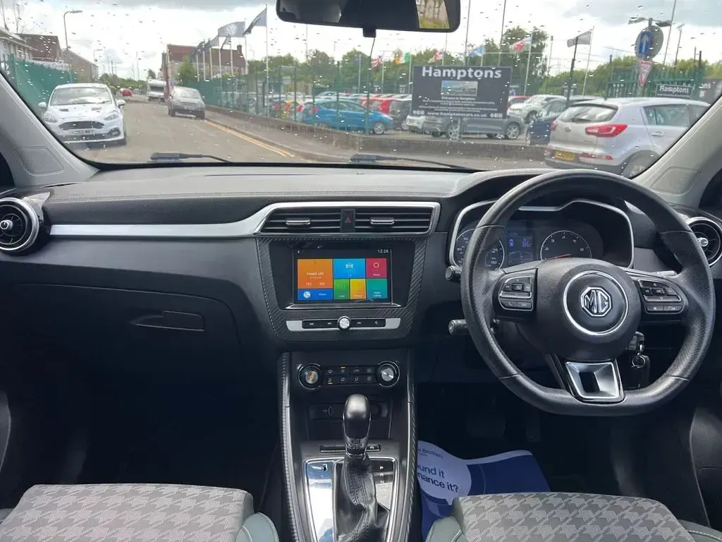 Used MG ZS Excite 111 HP (81 kW) 2019 Silver SUV